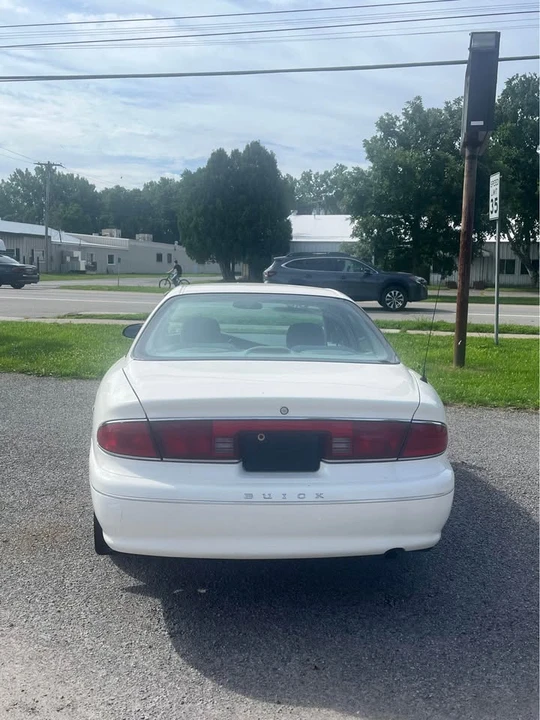 2002 Buick Century - Image 2 of 10
