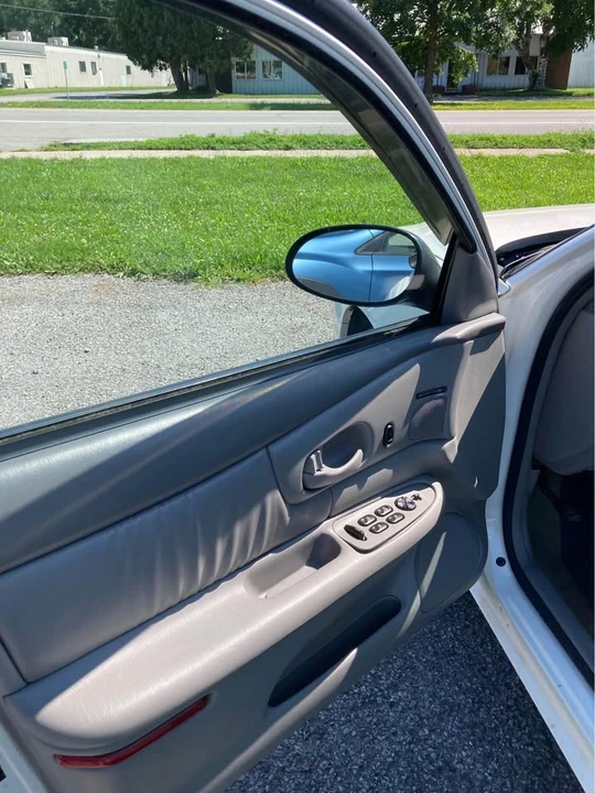 2002 Buick Century - Image 10 of 10