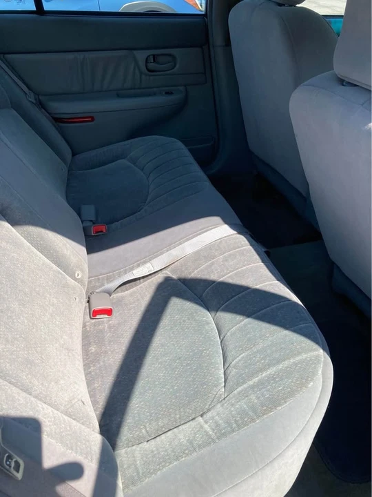 2002 Buick Century - Image 7 of 10