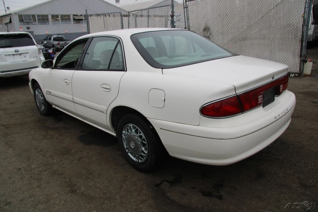 2002 Buick Century - Image 4 of 21