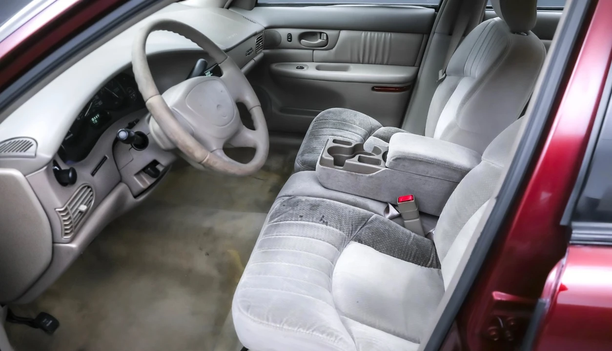2002 Buick Century - Image 10 of 21