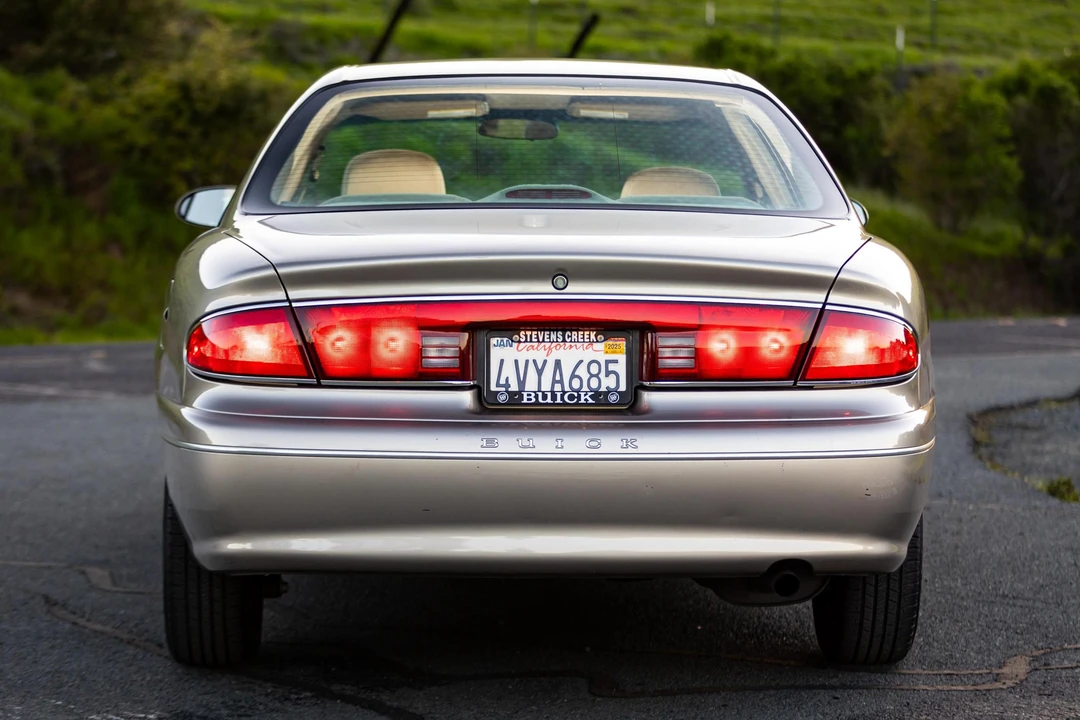 2002 Buick Century - Image 5 of 31