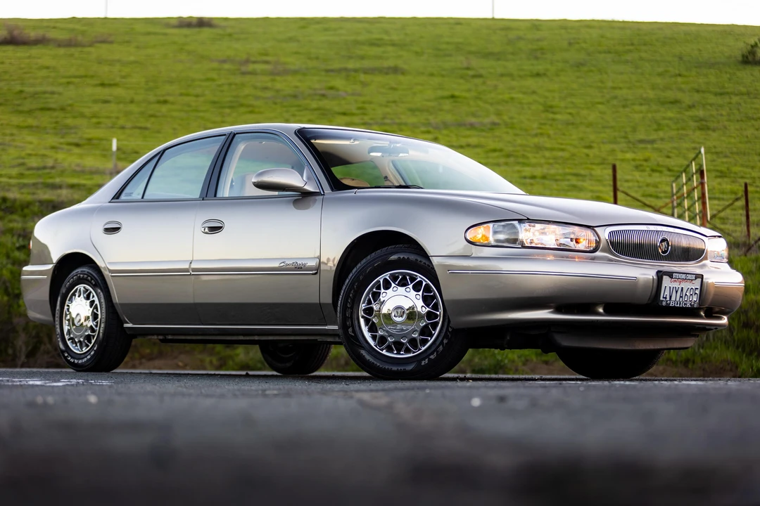 2002 Buick Century - Image 26 of 31
