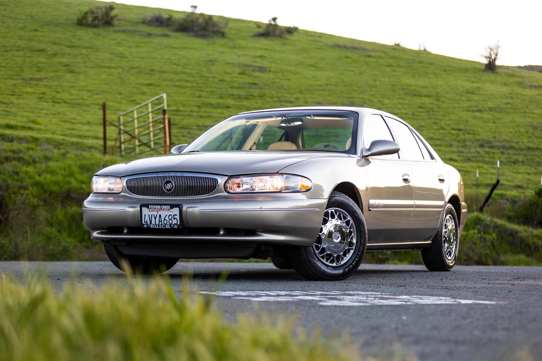 2002 Buick Century - Image 9 of 31