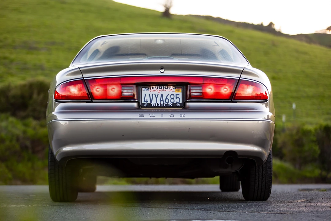 2002 Buick Century - Image 17 of 31