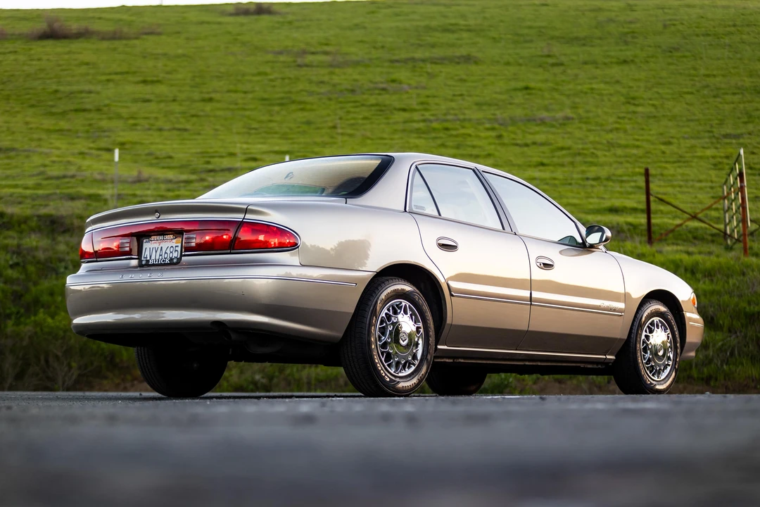 2002 Buick Century - Image 20 of 31
