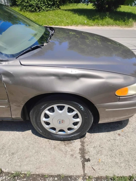 2002 Buick Century - Image 3 of 6