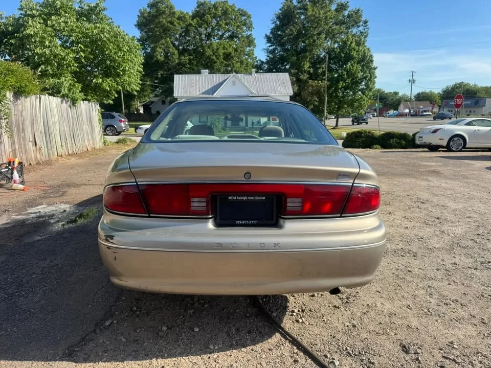 2002 Buick Century - Image 4 of 17