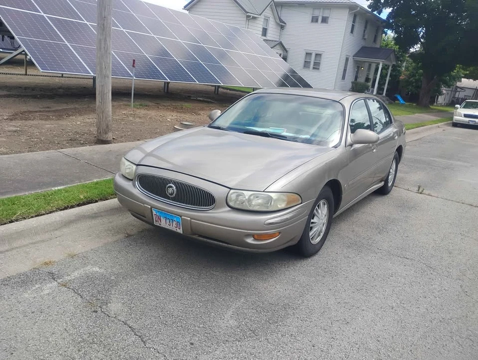 2002 Buick LeSabre - Image 3 of 4