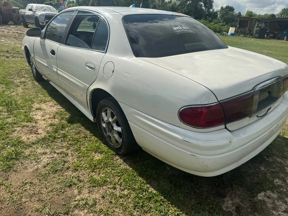2002 Buick LeSabre - Image 3 of 4