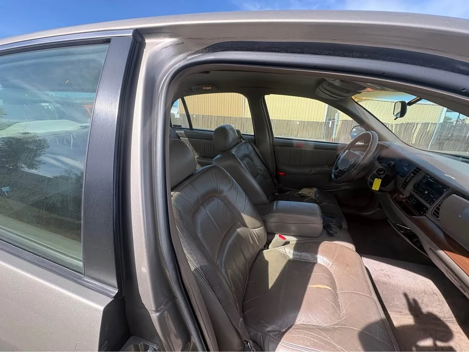 2002 Buick Park Avenue - Image 5 of 6
