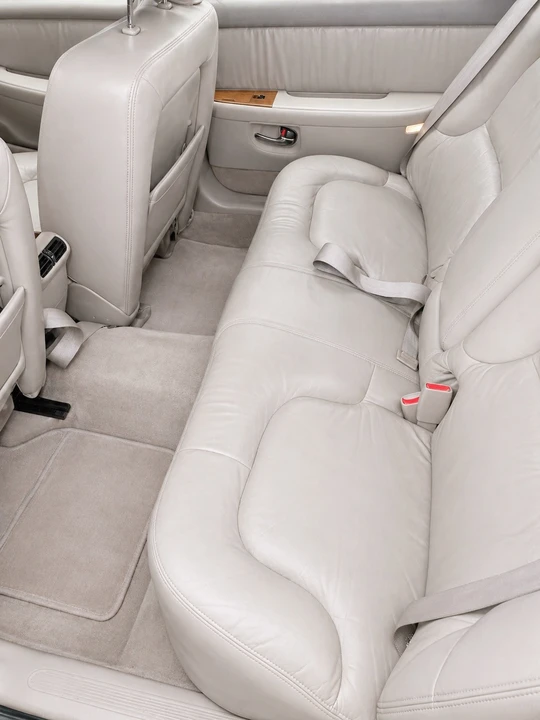 2002 Buick Park Avenue - Image 8 of 9