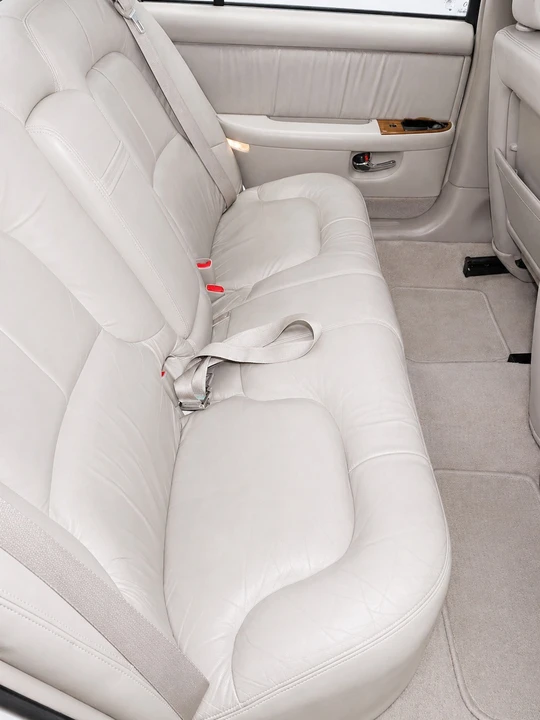 2002 Buick Park Avenue - Image 7 of 9