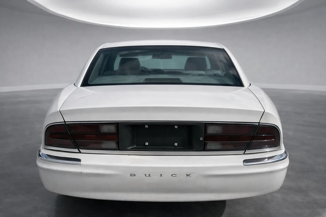 2002 Buick Park Avenue - Image 4 of 14