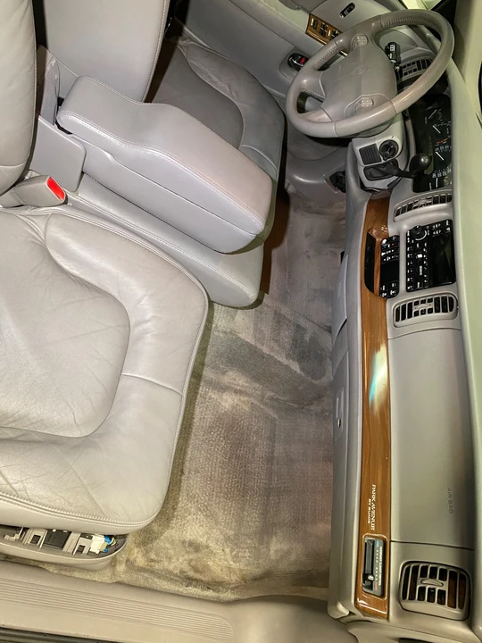 2002 Buick Park Avenue - Image 18 of 19