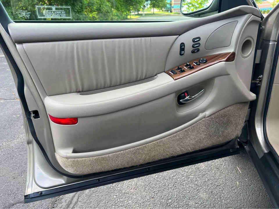 2002 Buick Park Avenue - Image 10 of 20