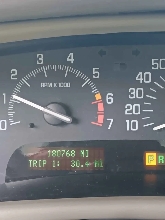 2002 Buick Park Avenue - Image 5 of 11
