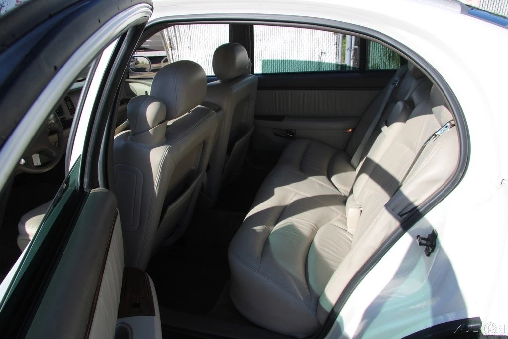 2002 Buick Park Avenue - Image 20 of 21
