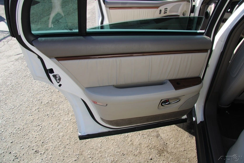 2002 Buick Park Avenue - Image 19 of 21