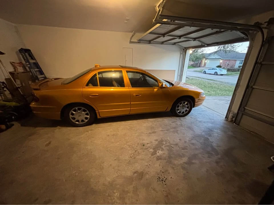 2002 Buick Regal - Image 2 of 4