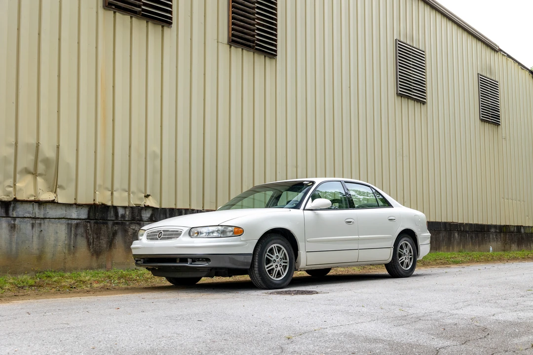2002 Buick Regal - Image 6 of 31