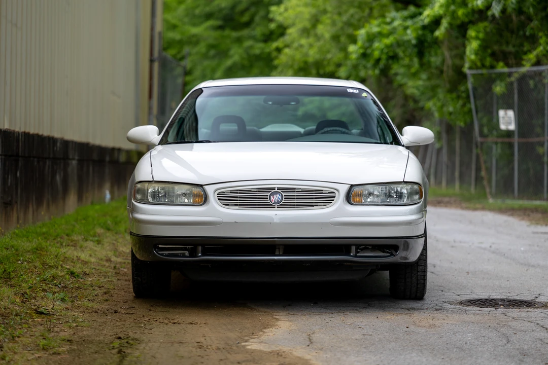 2002 Buick Regal - Image 4 of 31