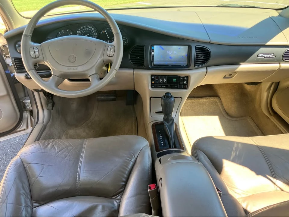 2002 Buick Regal - Image 12 of 20