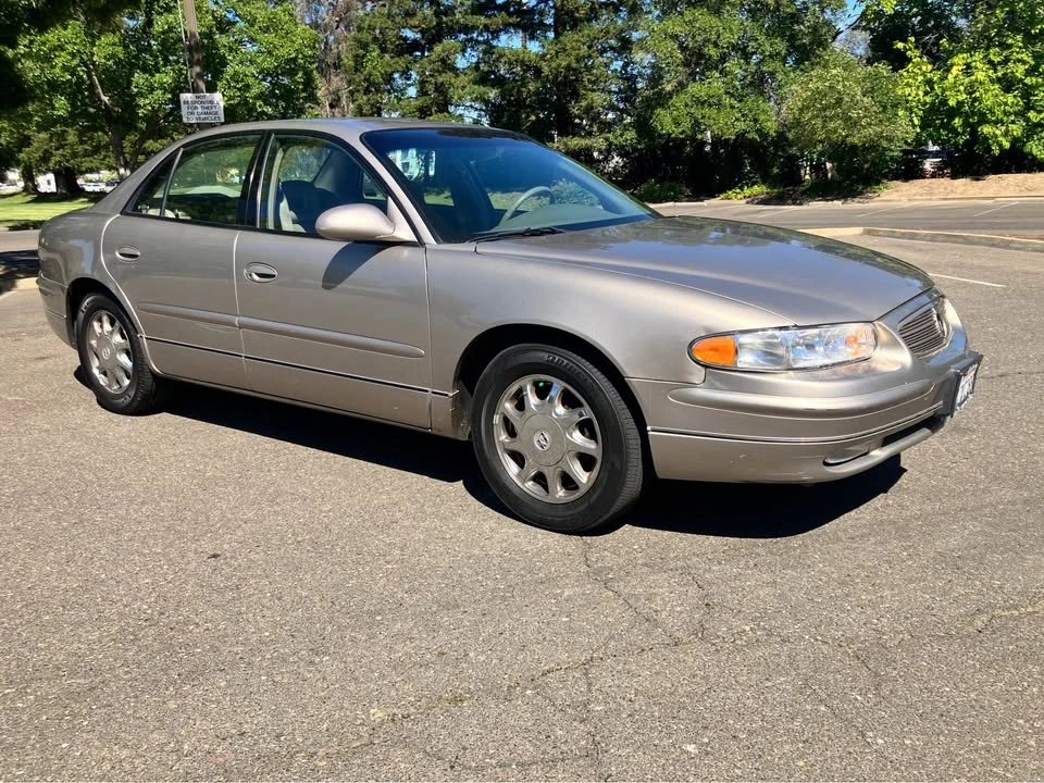 2002 Buick Regal - Image 2 of 20