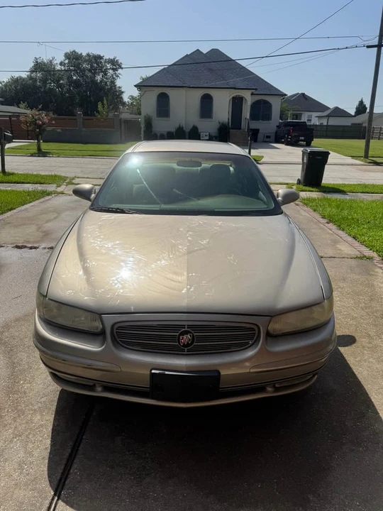 2002 Buick Regal - Image 2 of 20