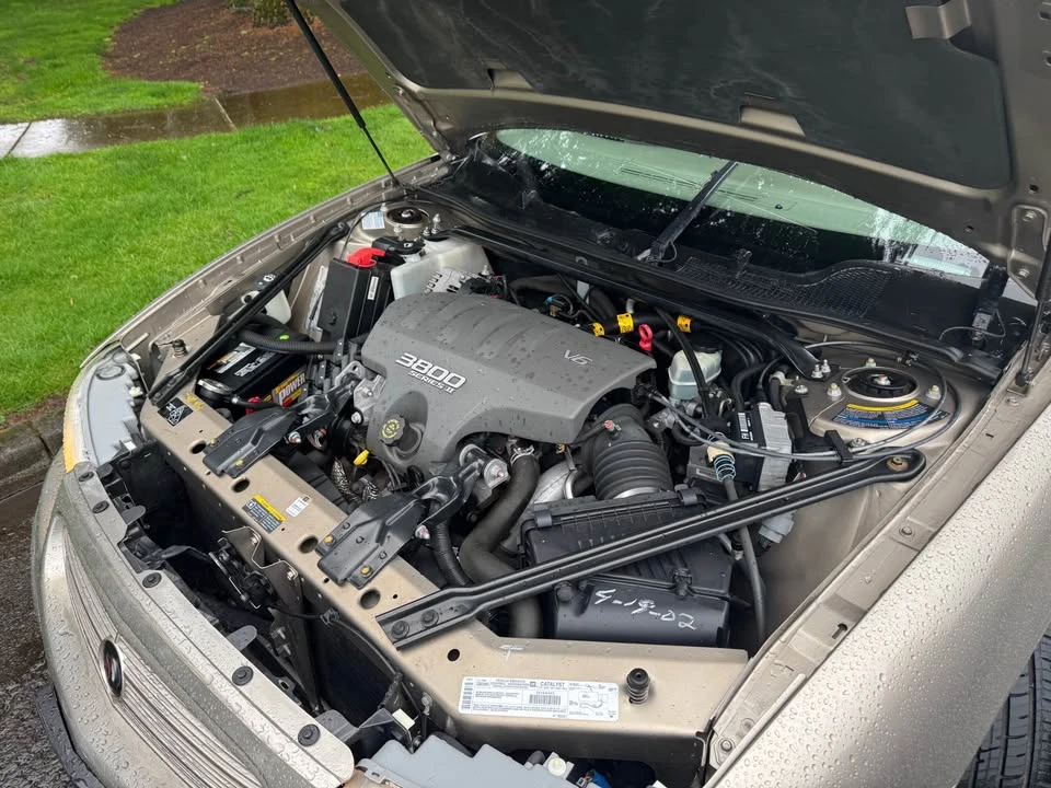 2002 Buick Regal - Image 16 of 20