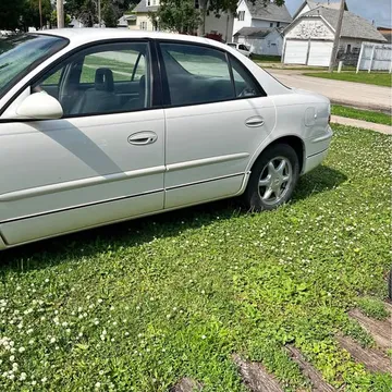 2002 Buick Regal Sedan 4D