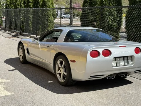 2002 Chevrolet Corvette Coupe