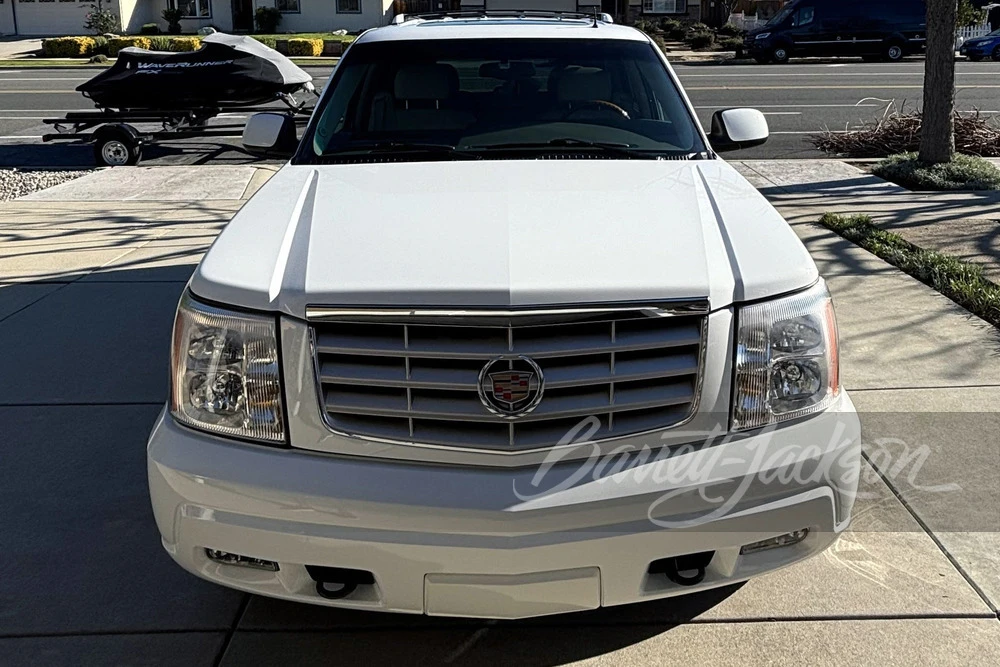 2002 Cadillac Escalade & EXT 2nd Gen - Image 7 of 23