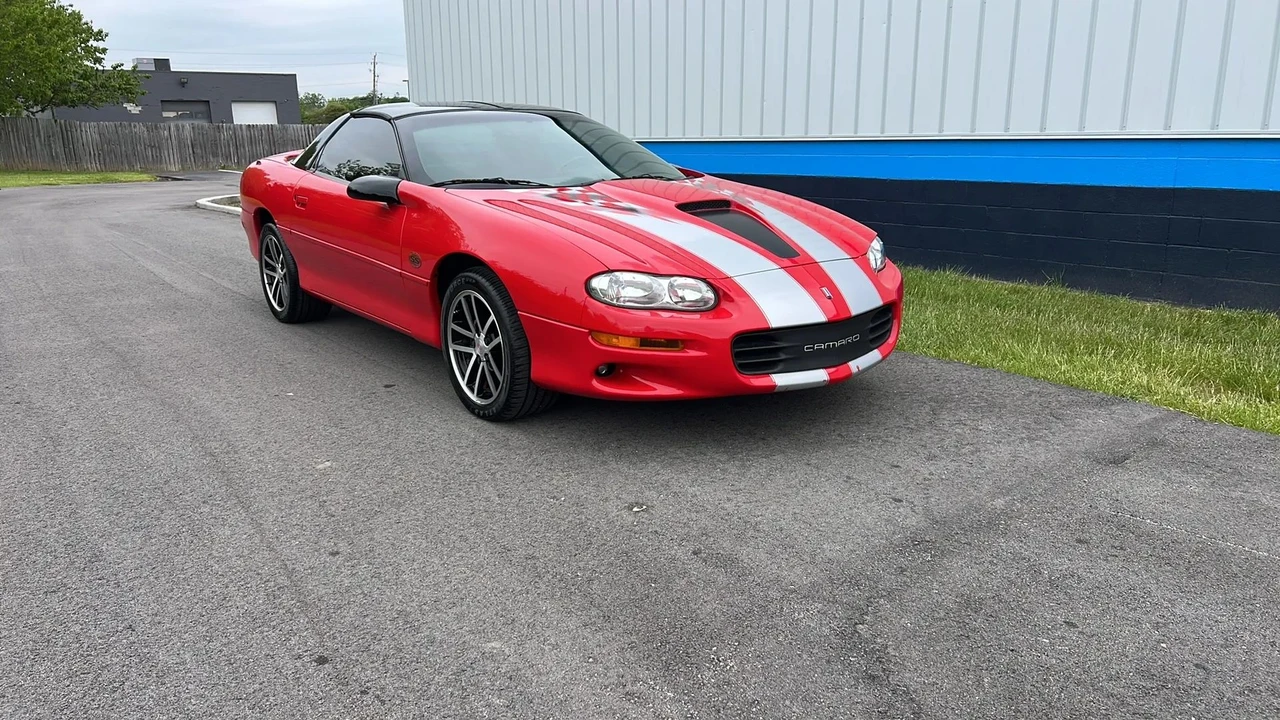 2002 Chevrolet Camaro 4th Gen - Image 3 of 31