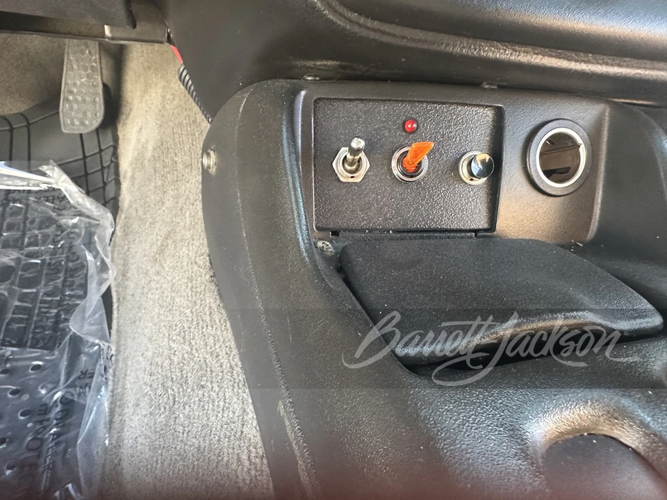 2002 Chevrolet Camaro 4th Gen - Image 9 of 29