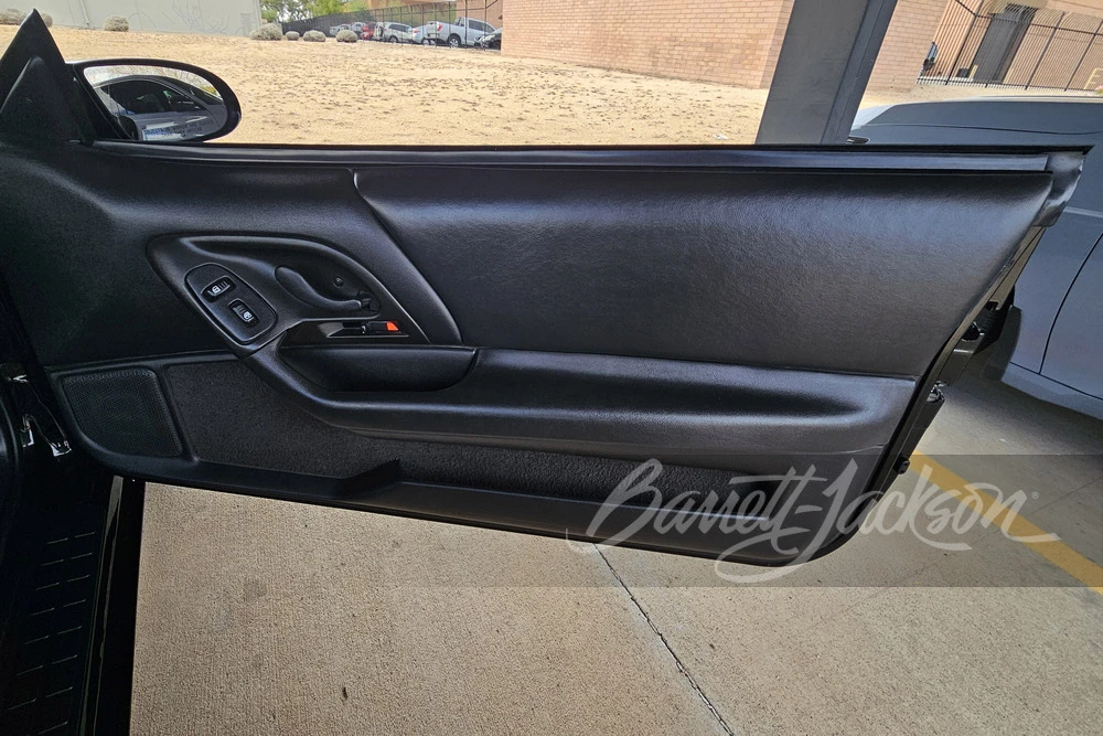 2002 Chevrolet Camaro SS 4th Gen - Image 5 of 10