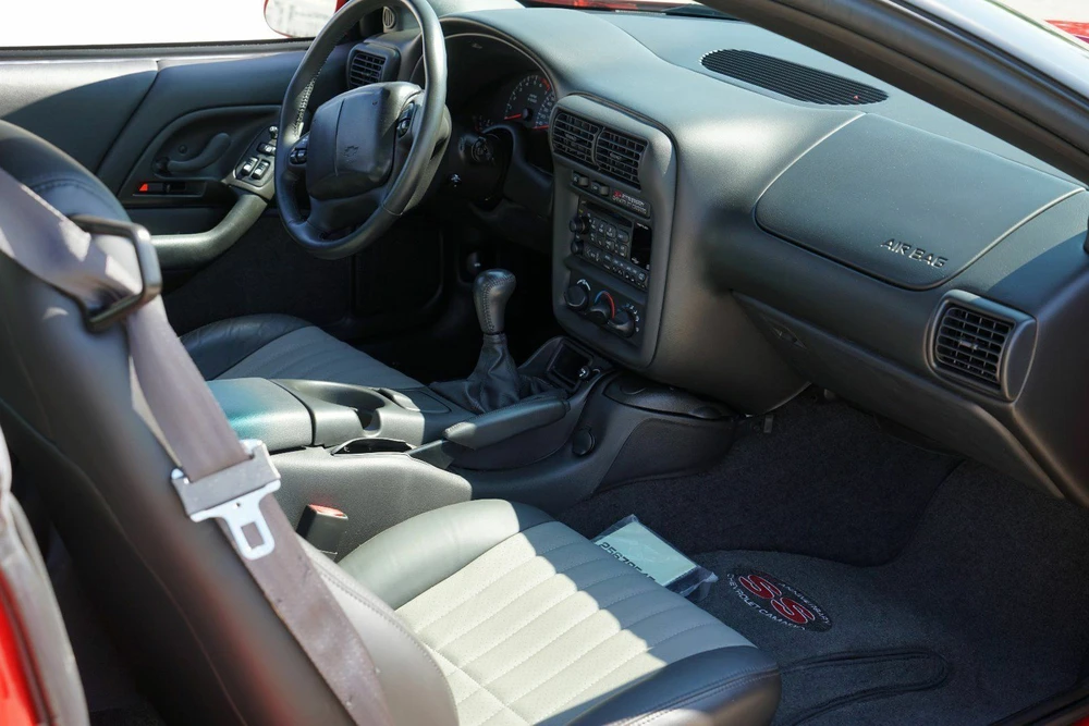 2002 Chevrolet Camaro SS 4th Gen - Image 4 of 5