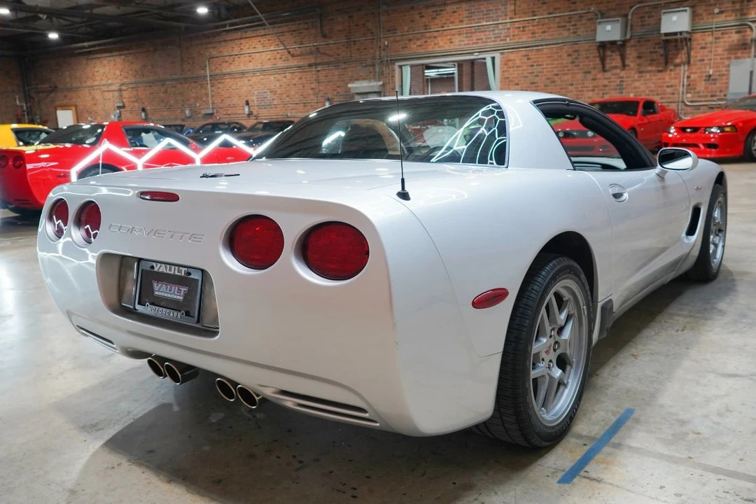 2002 Chevrolet Corvette C5 - Image 15 of 31