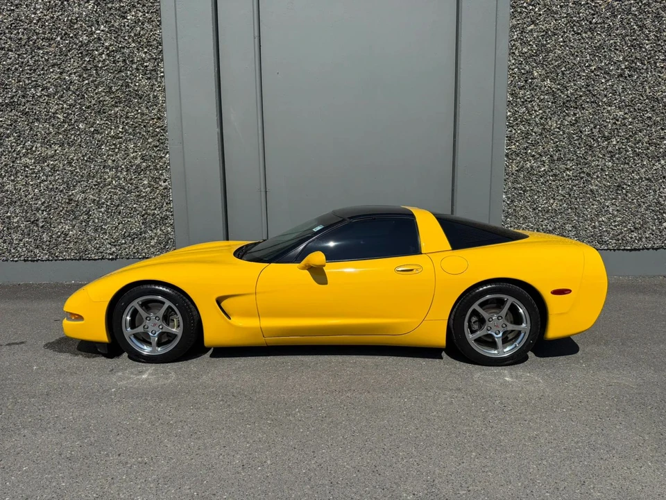 2002 Chevrolet Corvette C5 - Image 2 of 31