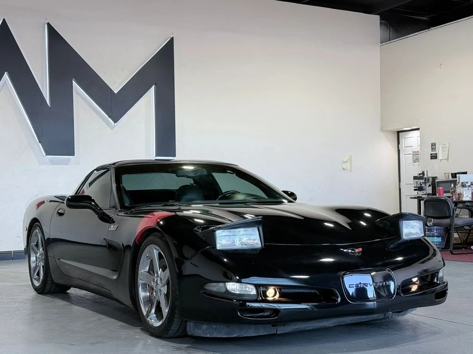 2002 Chevrolet Corvette C5 - Image 2 of 19