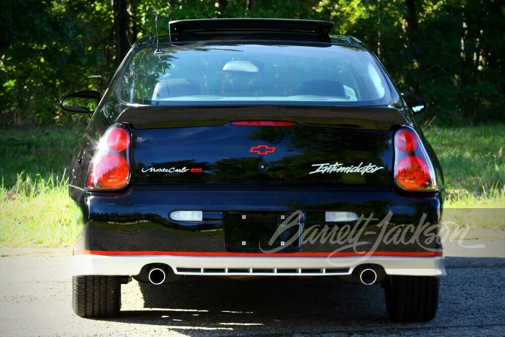 2002 Chevrolet Monte Carlo 6th Gen - Image 16 of 24