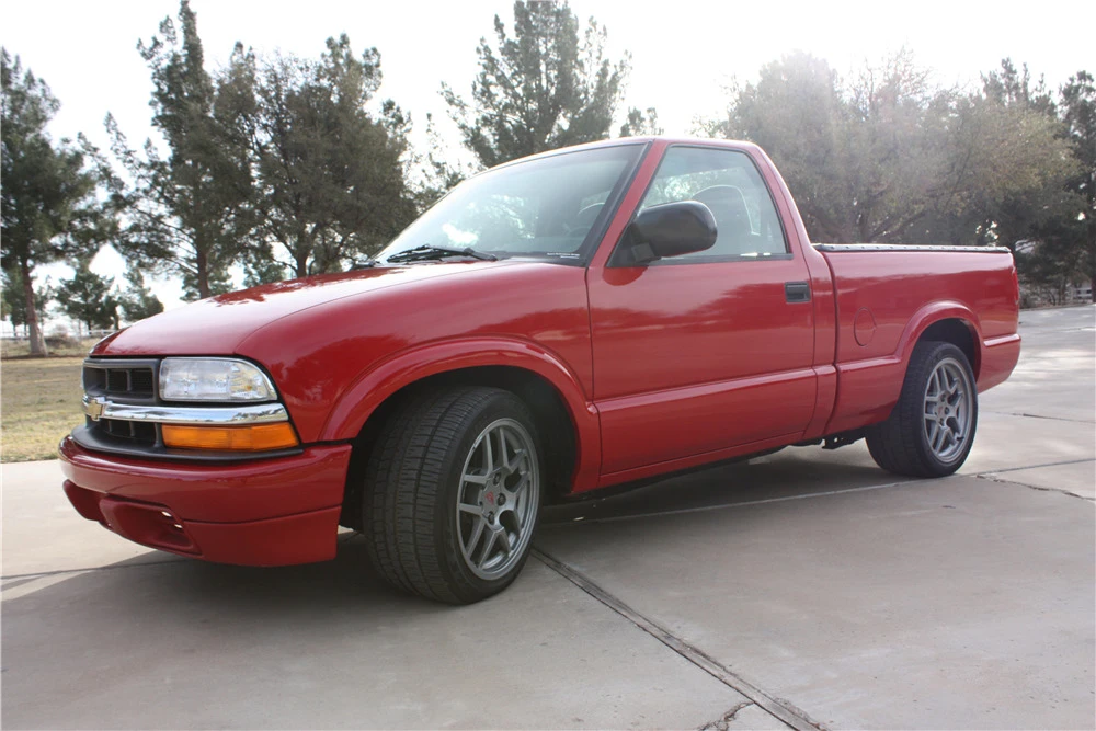 2002 Chevrolet S-10 - Image 2 of 3