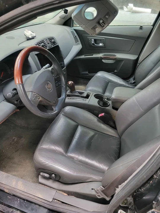 2002 Cadillac CTS - Image 5 of 10