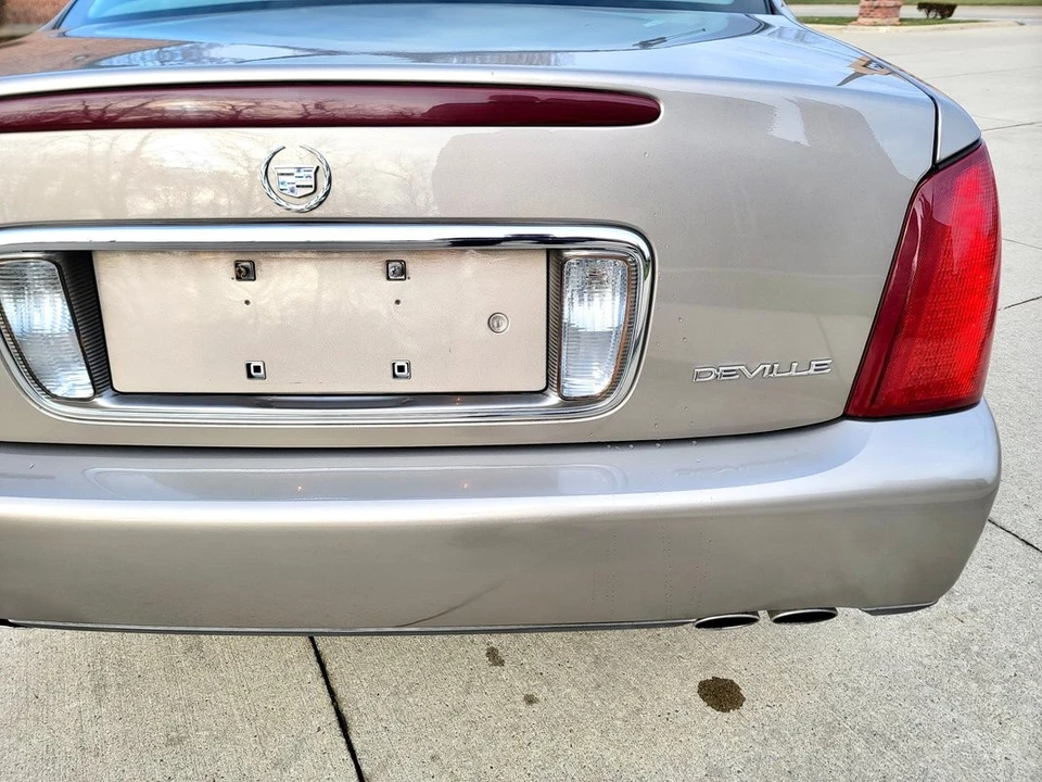 2002 Cadillac DeVille 8th Gen - Image 29 of 31