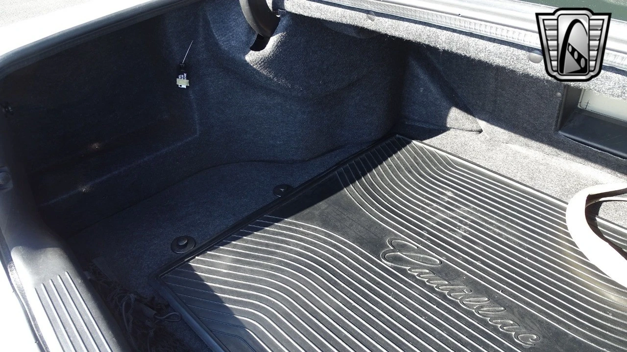 2002 Cadillac DeVille 7th Gen - Image 17 of 21