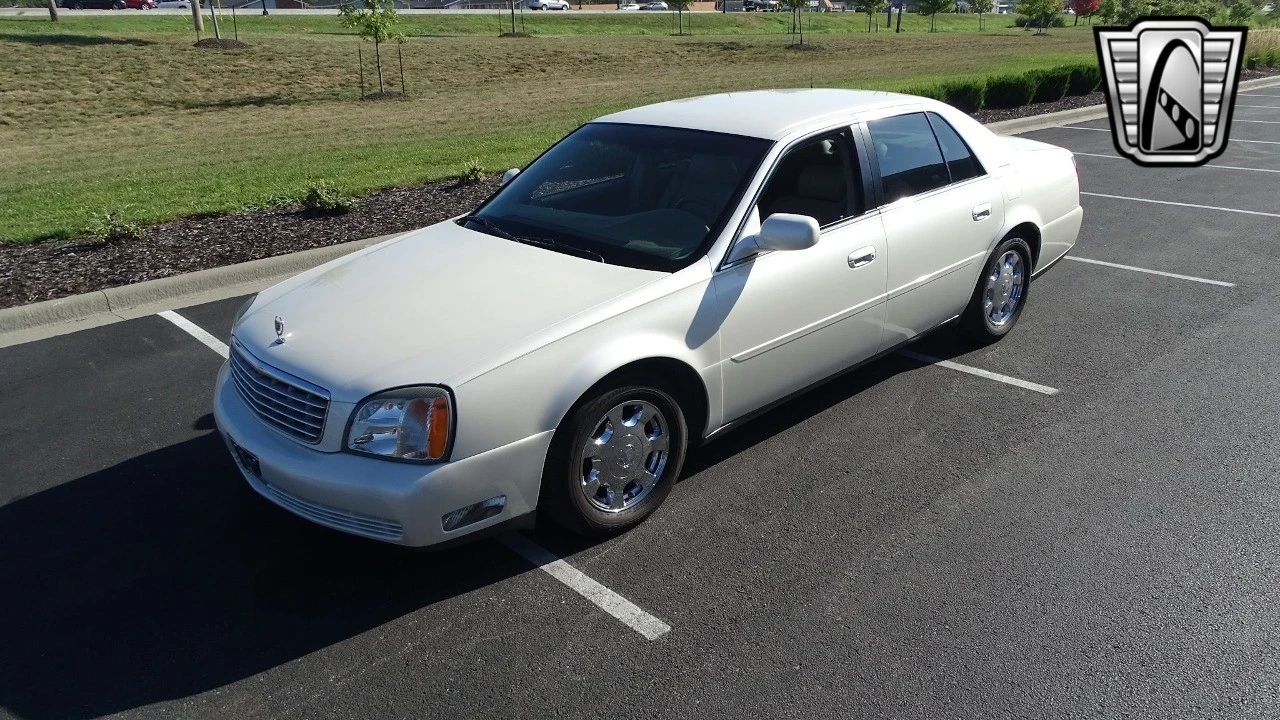 2002 Cadillac DeVille 7th Gen - Image 8 of 21