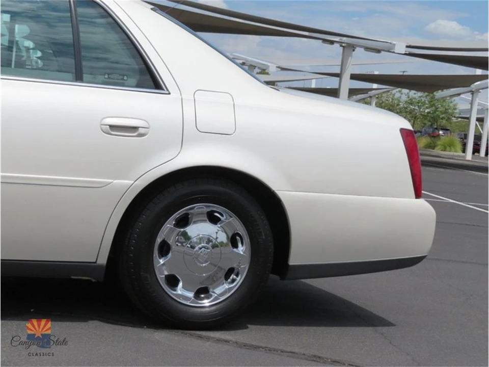 2002 Cadillac DeVille 8th Gen - Image 21 of 31