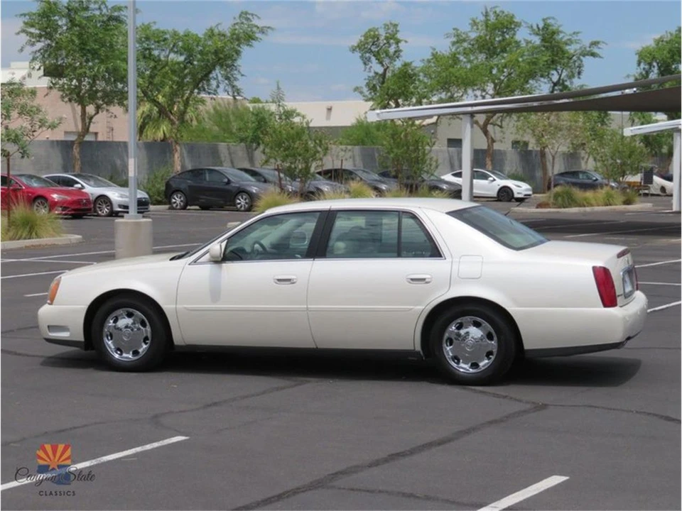 2002 Cadillac DeVille 8th Gen - Image 10 of 31