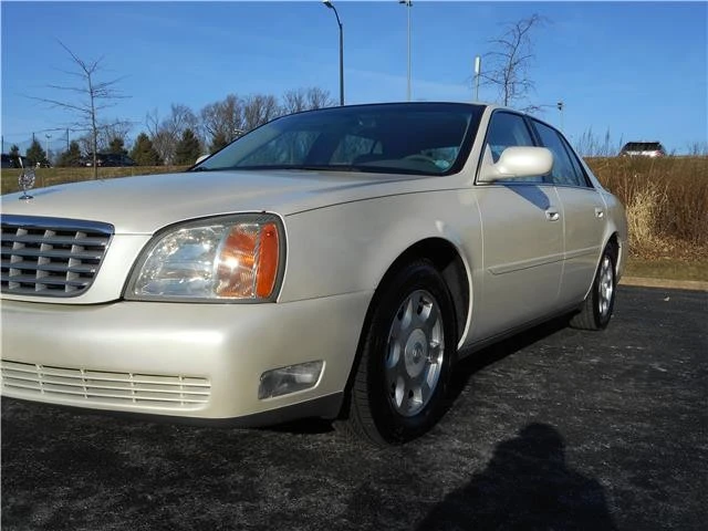 2002 Cadillac DeVille 8th Gen - Image 10 of 12