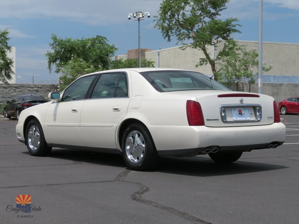 2002 Cadillac DeVille 8th Gen - Image 13 of 31